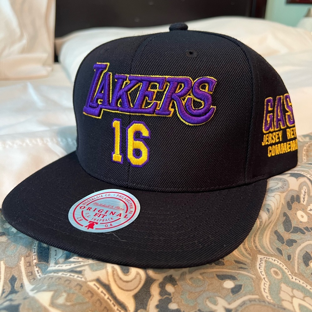 Mitchell & Ness Lakers Gasol Retirement Hat
